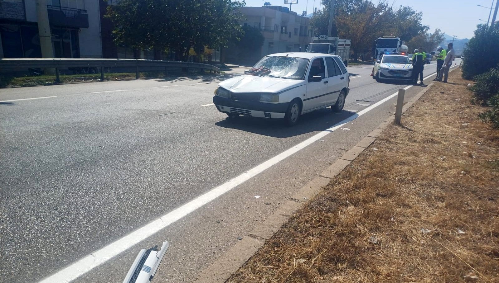 manisada kaza otomobilin carptigi kadin hayatini kaybetti VbSSRASQ