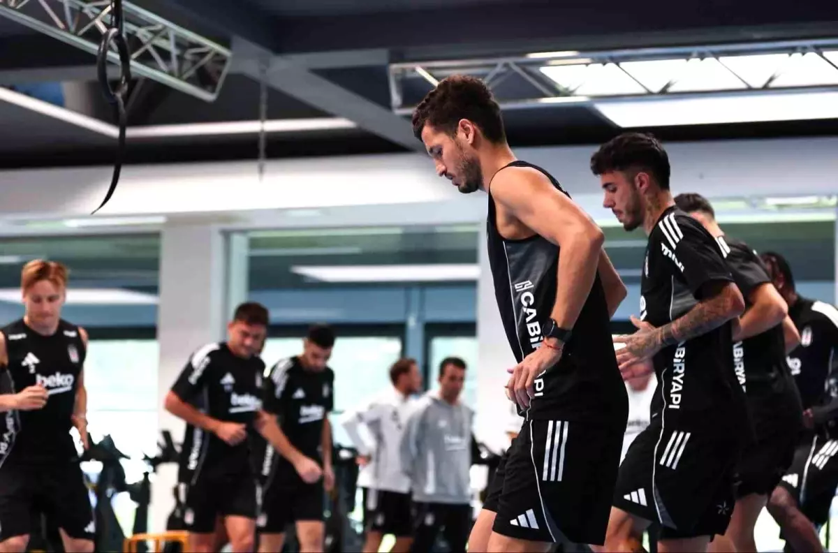 besiktas genclerbirligi maci hazirliklarina devam ediyor HCr4cOU6