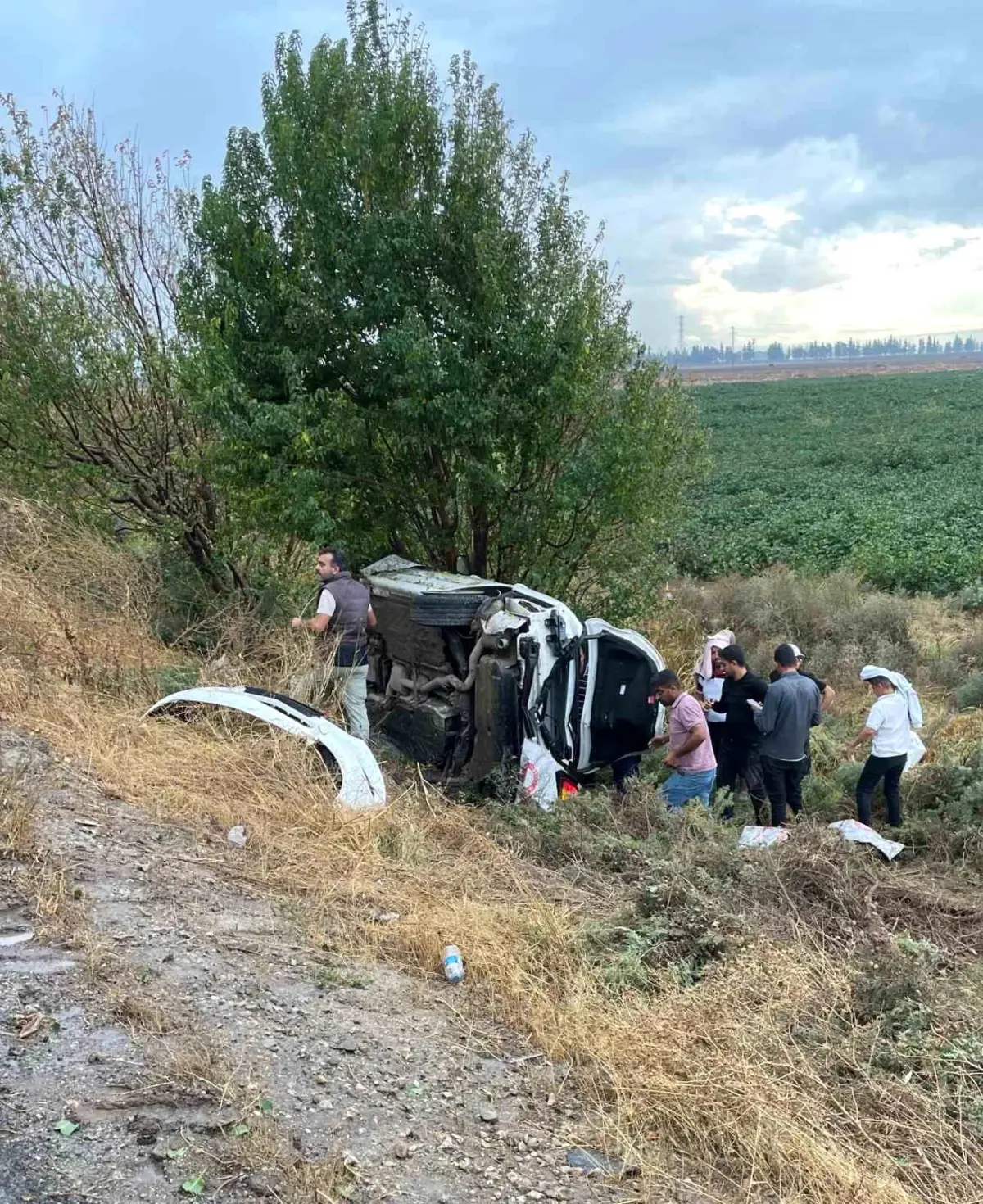 hatayda trafik kazasinda genc surucu hayatini kaybetti APcSiWvz.jpg