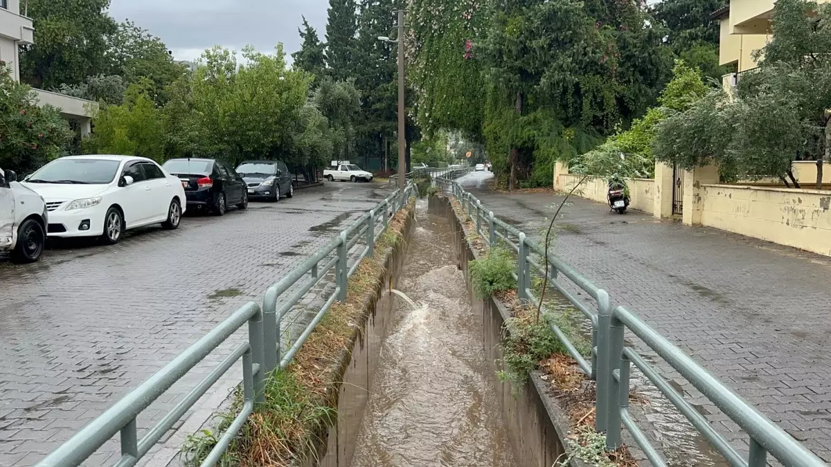 marmariste siddetli saganak hayati olumsuz etkiledi gvmIuCju