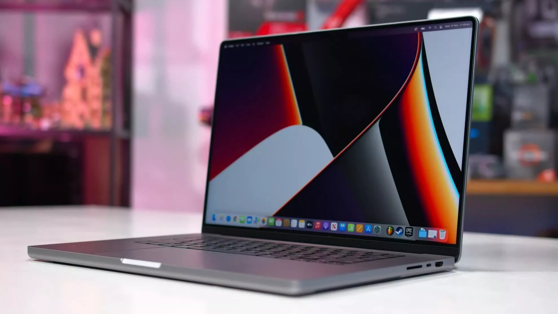 Apple’ın M5 İşlemcili Yeni MacBook Pro Modeli Tanıtıldı