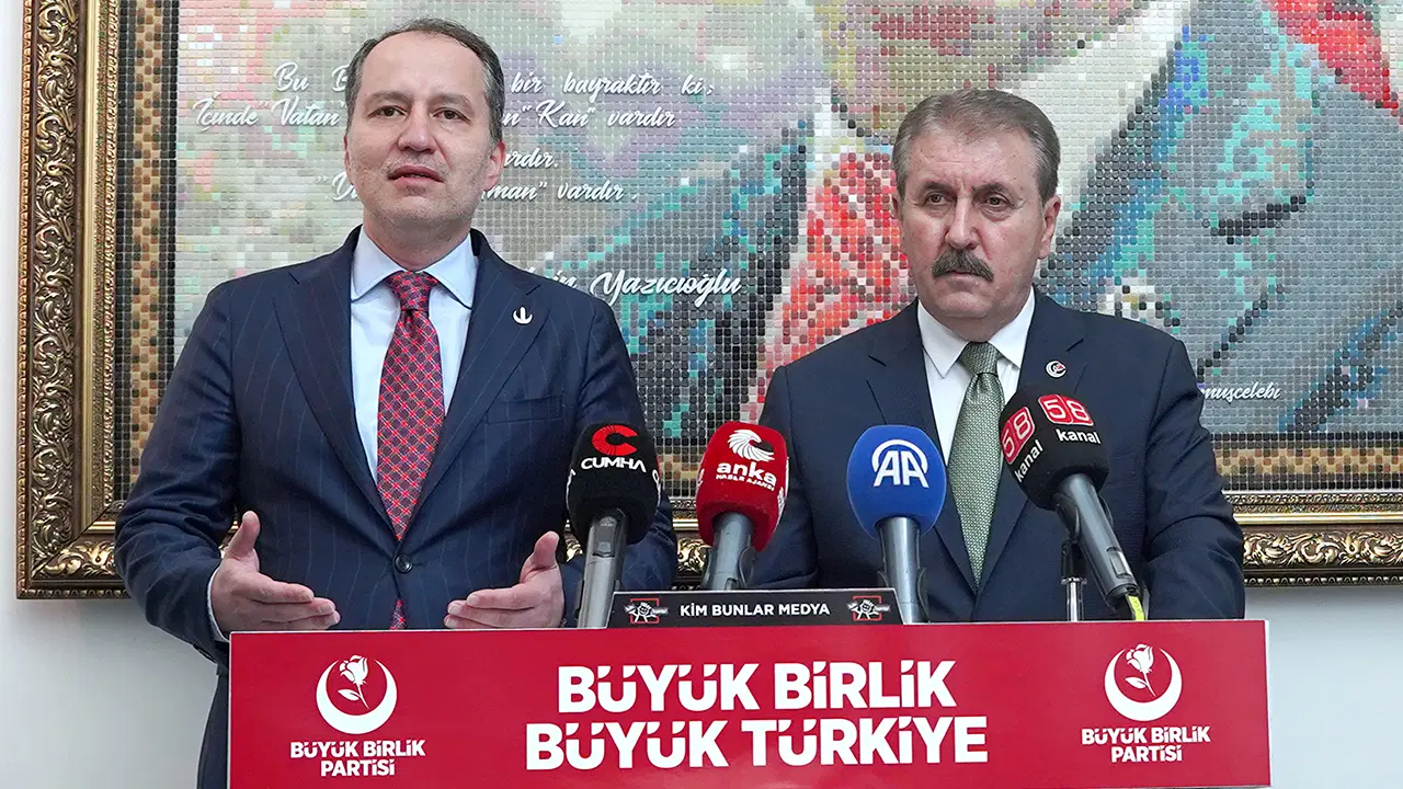 Fatih Erbakan’dan, Mustafa Destici’ye ‘seçim ve anayasa değişikliği’ ziyareti