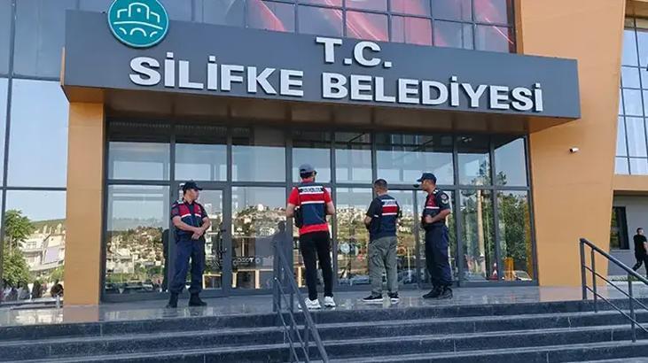 Mersin’in Silifke Belediyesi’ne operasyon! Belediye başkanı dahil 8 şüpheli tutuklandı
